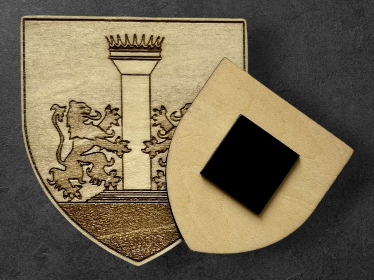 Blason de la Ville d'Ajaccio - Armoiries - Aimant pour Réfrigérateur en Bois / Magnet pour Frigo - Petit (50 MM) - Sous les Toits de Paris