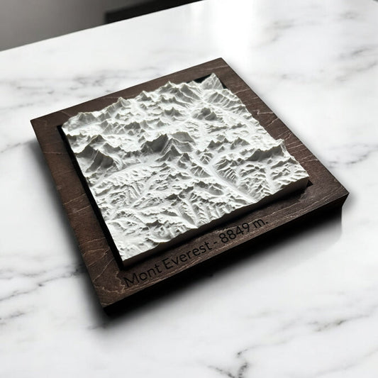 Carte 3D du Mont Everest - Moulage en Béton Clair - Topographie du Khumbu - Lhotse, Nuptse, Tobuche, Ama Dablam, ... - Sans Base en Bois - Sous les Toits de Paris