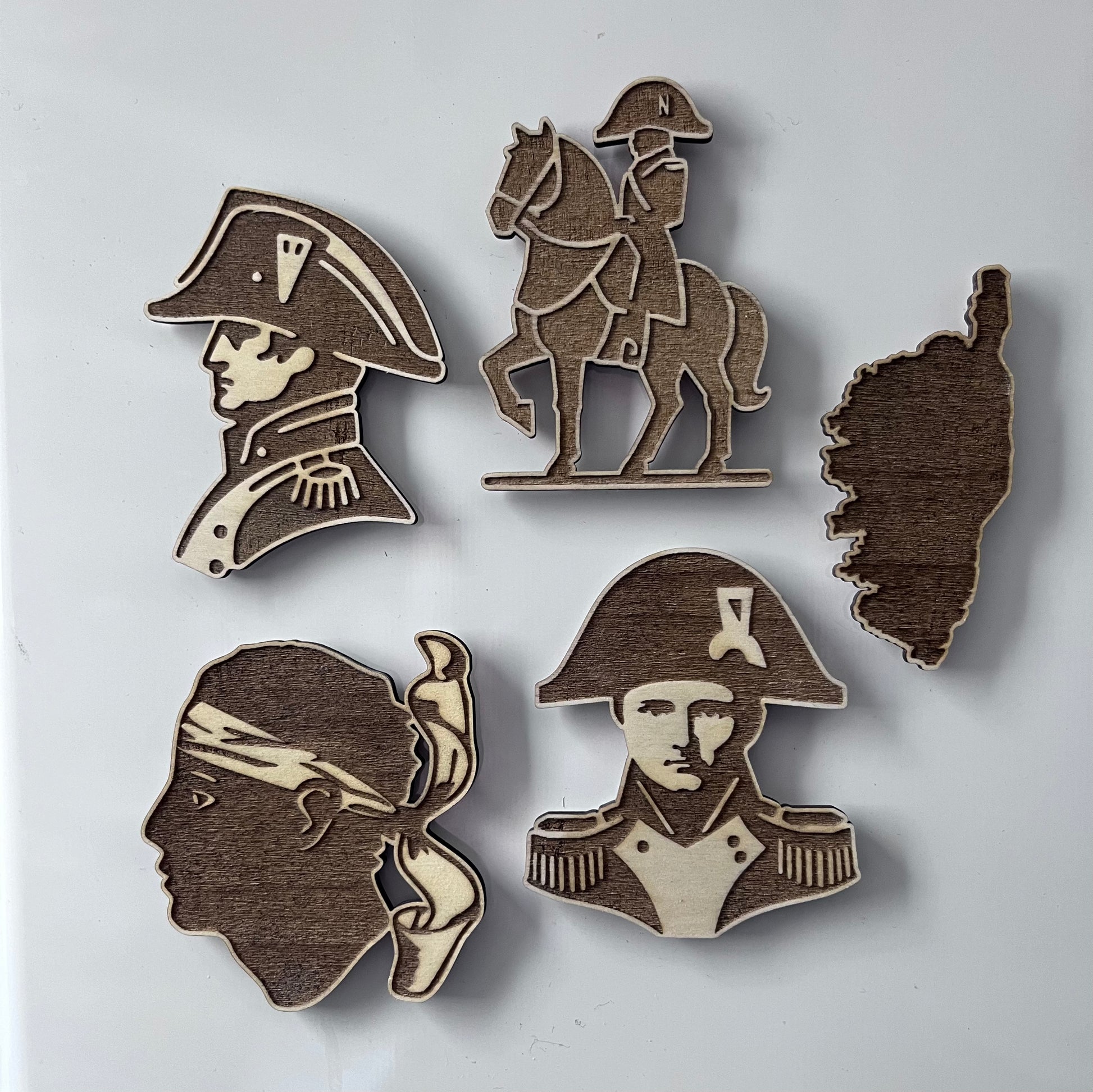 Magnet en Bois - Série Corse - Aimants pour Réfrigérateur en Bois / Magnets pour Frigo - Petit (50 MM) - Sous les Toits de Paris