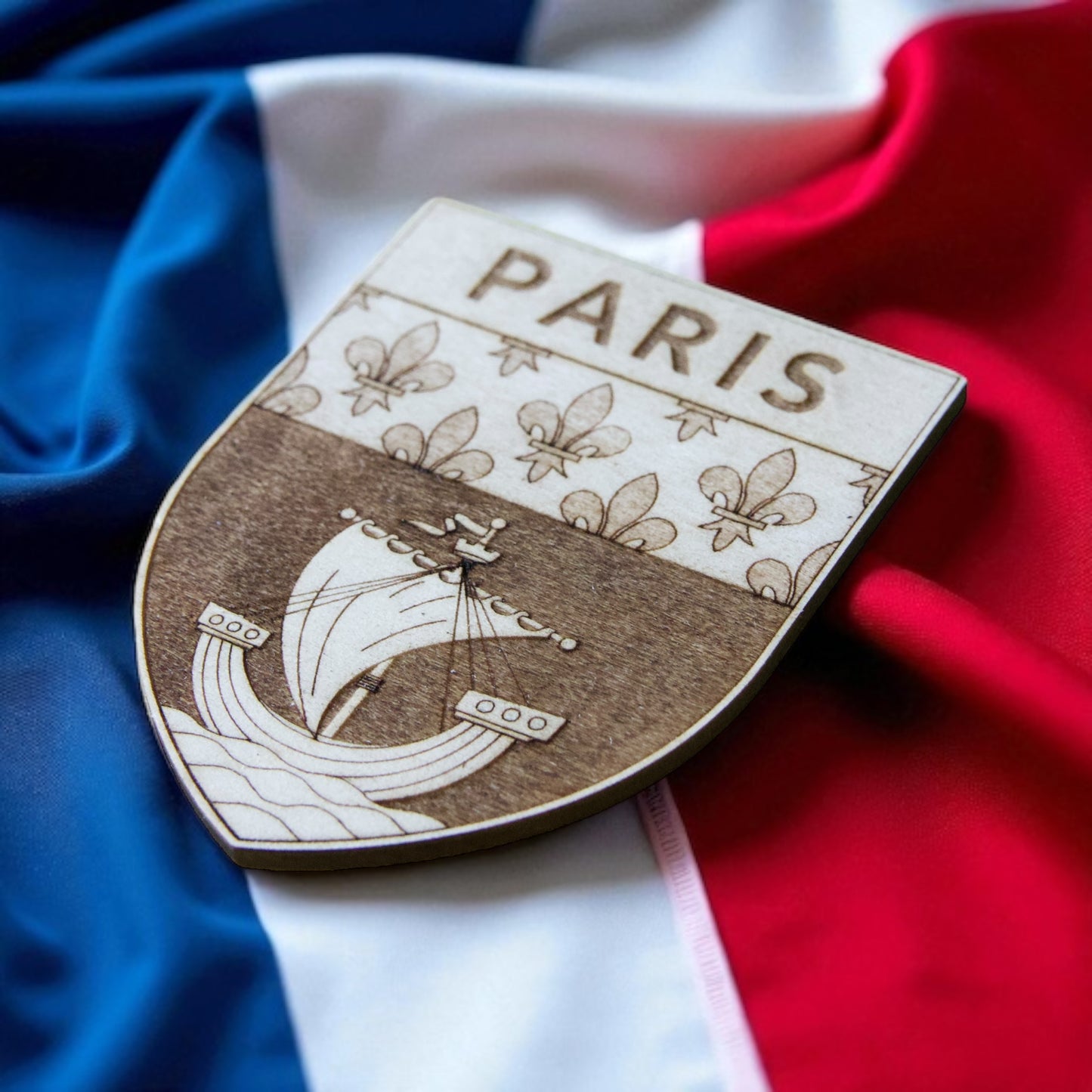 Wooden Magnet - Coat of Arms of the City of Paris - Fluctuat Nec Mergitur - Coat of Arms of Paris