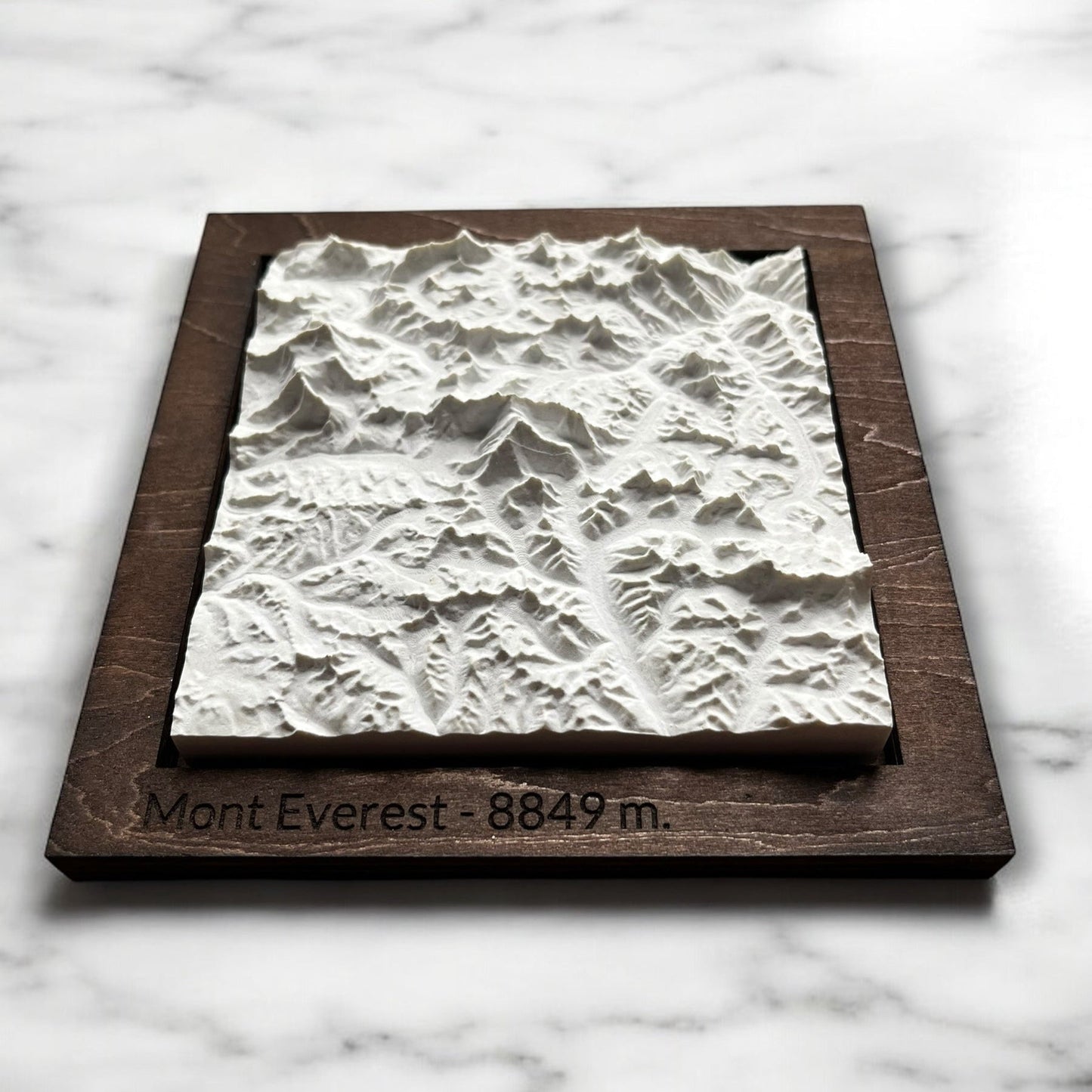 Carte 3D du Mont Everest - Moulage en Béton Clair - Topographie du Khumbu - Lhotse, Nuptse, Tobuche, Ama Dablam, ... - Sans Base en Bois - Sous les Toits de Paris
