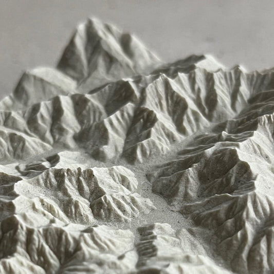 Carte en Relief Personnalisée - Topographie de Votre Montagne, Vallée ou Région - Taille S (10 x 10 cm) - Sous les Toits de Paris