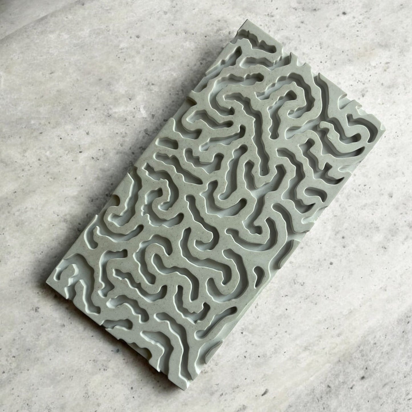 Vide - Poche Rectangulaire - Moulage en Béton Clair - Série Vermiculure - Musée du Louvre et Haussmanien - Béton Brut - Sous les Toits de Paris