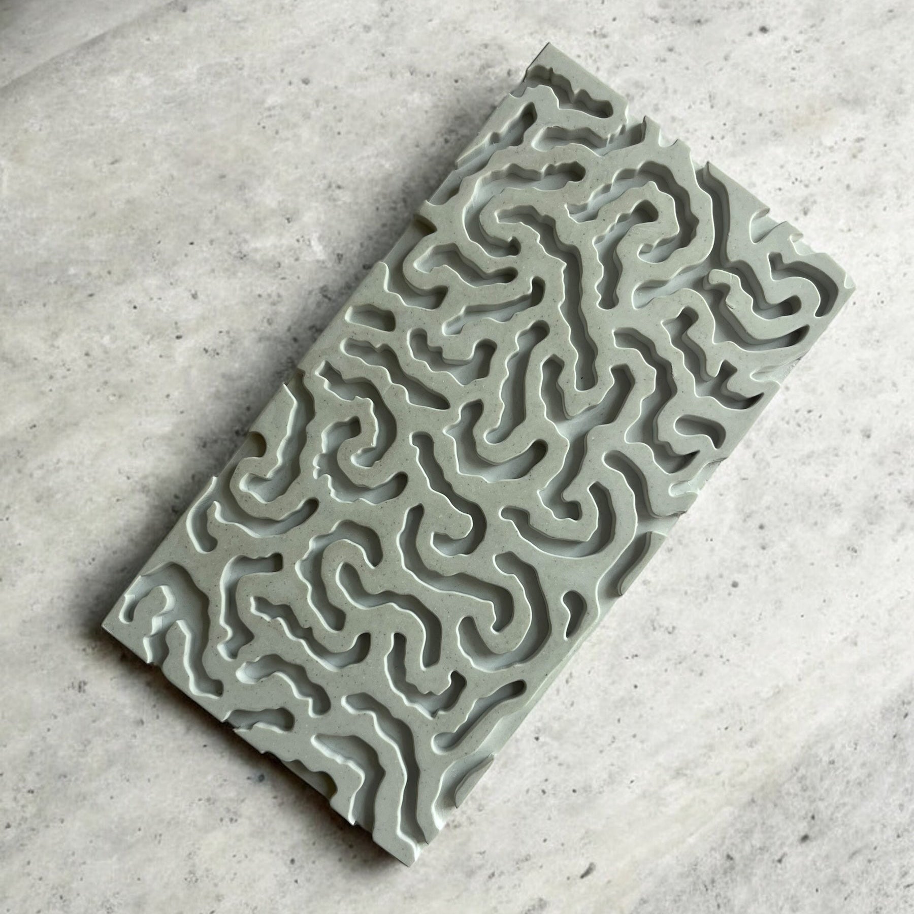 Vide - Poche Rectangulaire - Moulage en Béton Clair - Série Vermiculure - Musée du Louvre et Haussmanien - Béton Brut - Sous les Toits de Paris